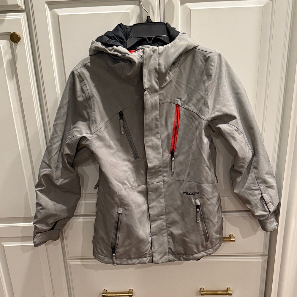 Volcom Kids Ski Jacket in Gray with Red Zipper and Hood Lining